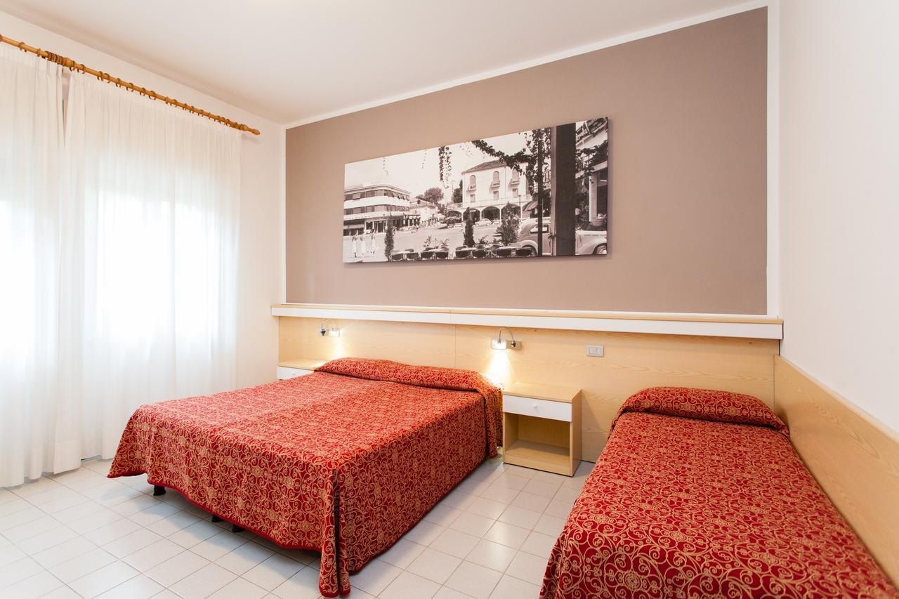 Residence Marina Лідо-ді-Єзоло Екстер'єр фото